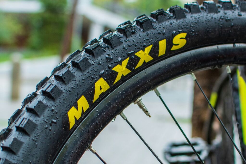 nærbillede af maxxis mountainbike dæk